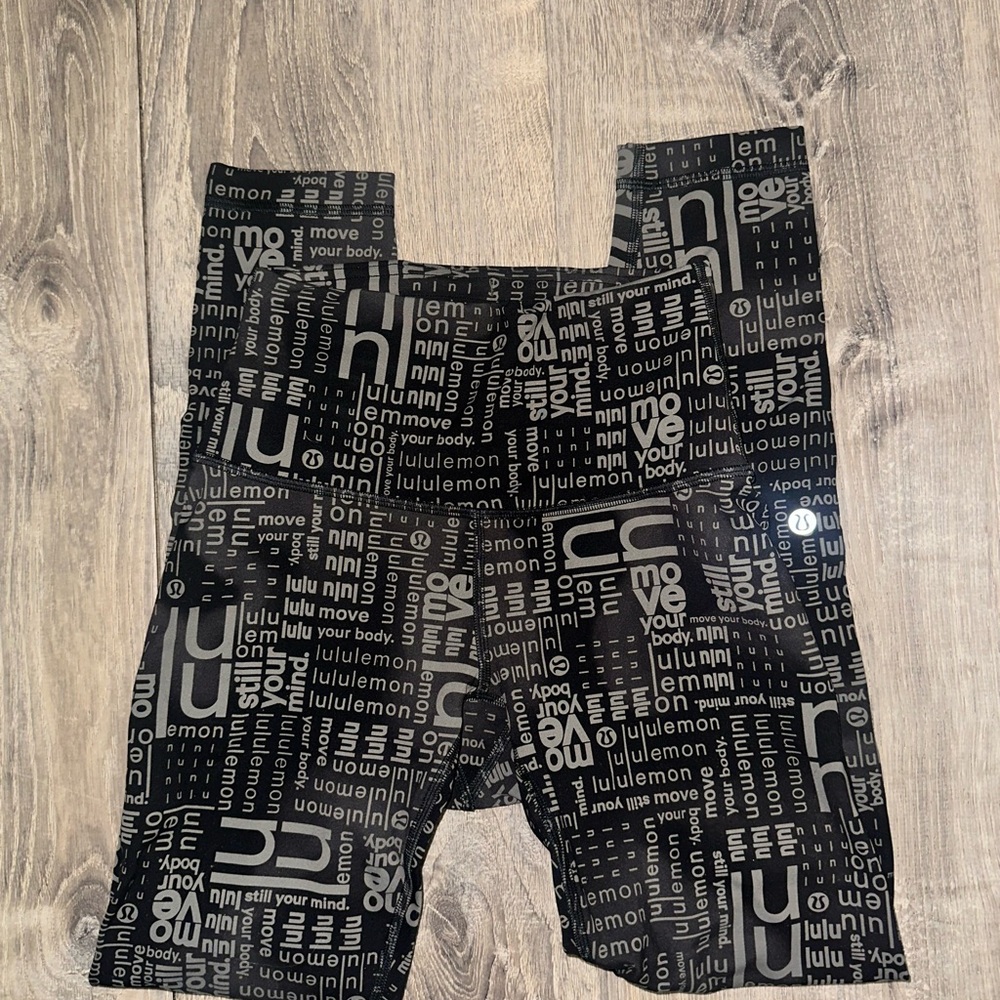 lululemon athletica Black and Gray Patterned Leggings